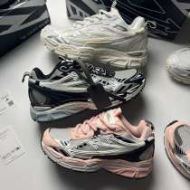 Off-White Be Right Back??, в Владивостоке