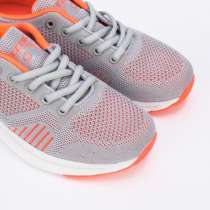 Кроссовки женские, в Москве