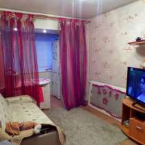 Сдам комнату 12 м на пр. Ударников д.49 к 1, в Санкт-Петербурге