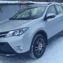 Срочно продам Toyota RAV4, 2015, в Саратове