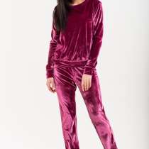 Повседневный костюм из бархата в разных цветах, в г.Энергодар