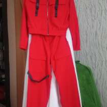 Костюм женский, в Калуге