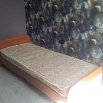 Отдам бесплатно мебель: два шкафа, две кровати полуторки, в Краснодаре