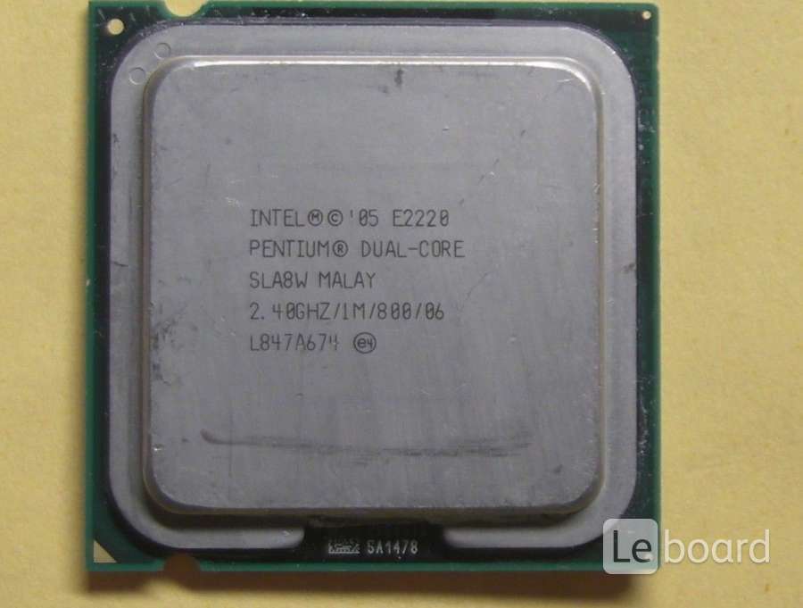 Процессор pentium dual core. Dual-Core e2220. Core 2 Dual Core 2.4 GHZ. Intel Pentium Dual-Core e2220 2.40. Pentium Dual Core e2220(2.4GHZ,800fsb,l2 1mb,m0).