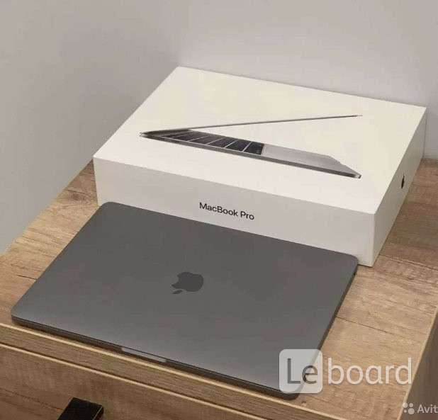 Space gray ноутбук. Макбук Эйр 2020 Space Gray. MACBOOK Pro 15 2018 Space Gray. Серый космос макбук 2020 Air. MACBOOK Pro 13 m1 Space Grey.