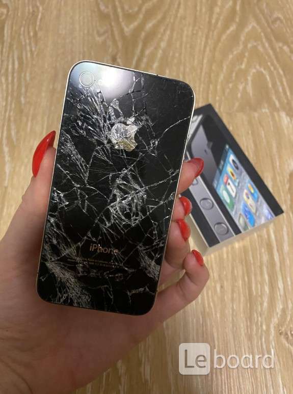 Старый айфон. Отдать старый айфон. Покажи мне айфон. Iphone 6s. Apple iphone 4.