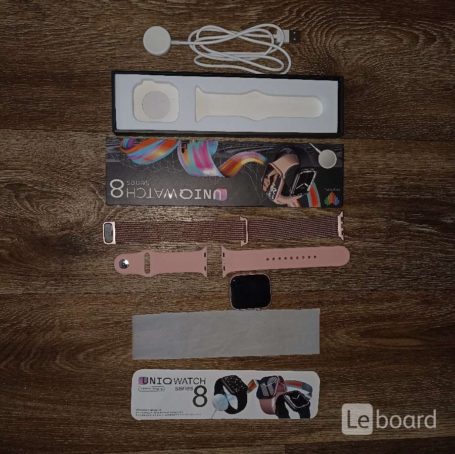 Часы uniq watch 9 pro. Apple watch 7 на руке девушки. Часы uniq watch 9 pro. Uniq mondain strap. Apple watch на руке.