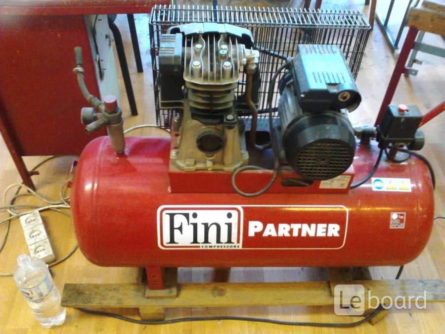 Компрессор fini partner 100л. Мопед fym 110. Партнер 100. Keeway модель: partner 110. Fini partner компрессор 100 литров.