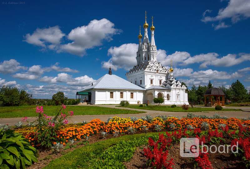 Город вязьма. Вязьма город Церковь Одигитрии. Иоанно-Предтеченский монастырь (Вязьма). Церковь Одигитрии Смоленск. Вязьма Смоленская область монастырь.